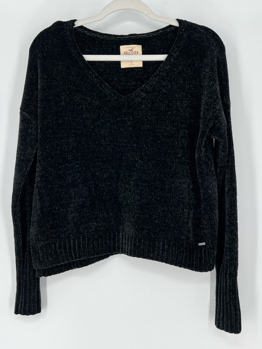 Hollister‎ Black V-Neck Chenille Pullover Sweater